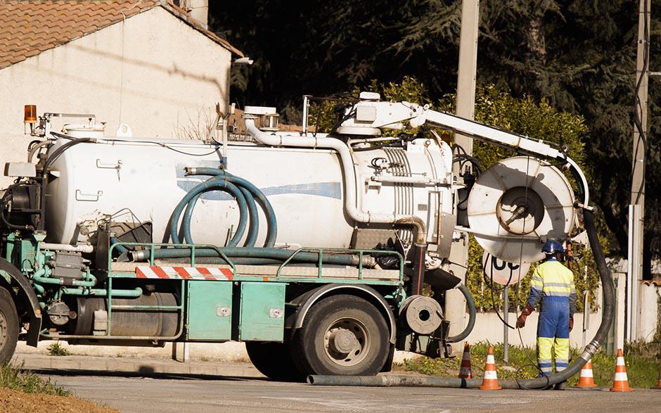 déboucher canalisations wc Goussainville